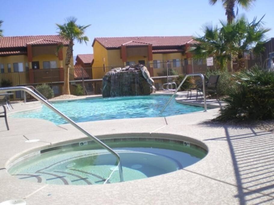 Mesquite Retreat 2 Bd Condo By Cool Properties Llc Bagian luar foto