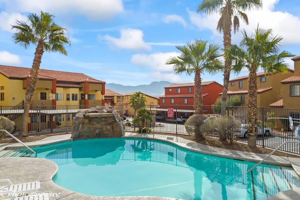 Mesquite Retreat 2 Bd Condo By Cool Properties Llc Bagian luar foto